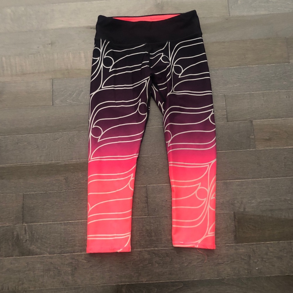 Fabletics. Crops xs- reflective